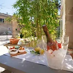 Dimora Storica Muratore 4*