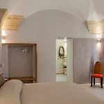 Bed & Breakfast Dimora Storica Muratore 4*