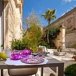 Dimora Storica Muratore Bed & Breakfast Lecce