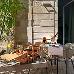 Dimora Storica Muratore Bed & Breakfast 4*