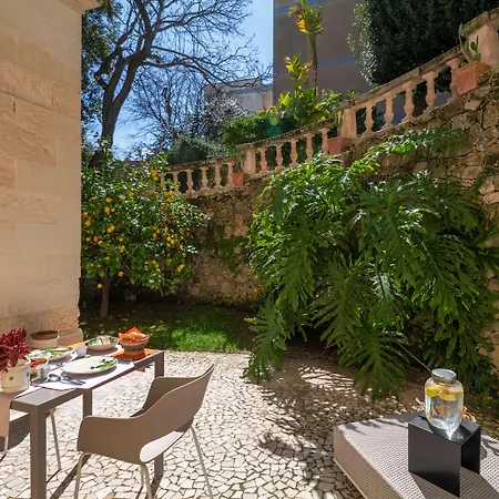 Dimora Storica Muratore Bed & Breakfast