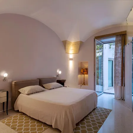 Dimora Storica Muratore Bed & Breakfast