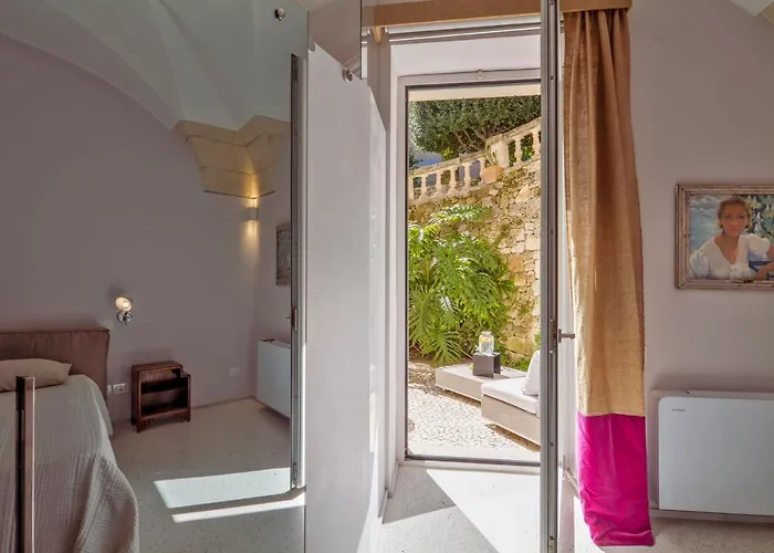 Dimora Storica Muratore Bed & Breakfast 4*